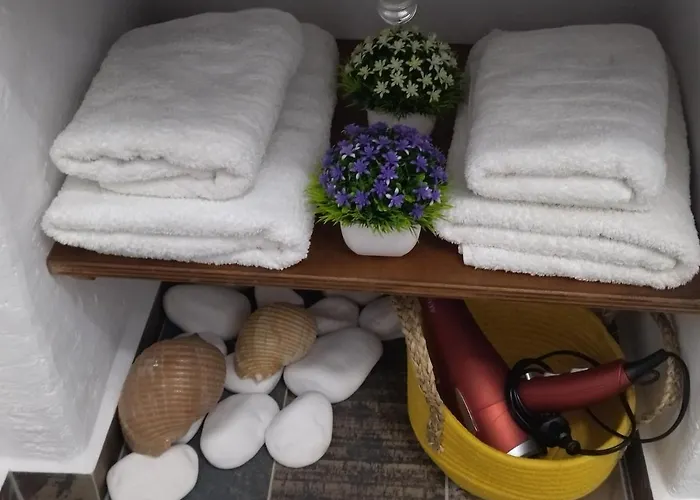 Little Garden * Pera Gyalos