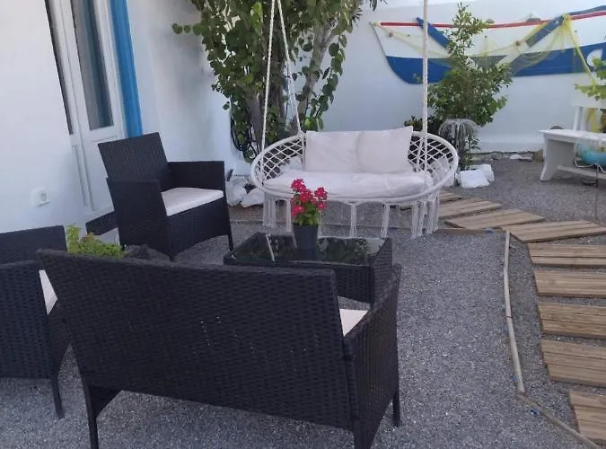 شقة Little Garden Pera Gyalos